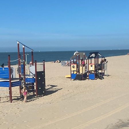 Ruim Zonnig Appartement Op 50M Van Strand Остенде Экстерьер фото