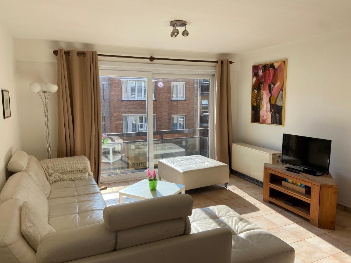 Ruim Zonnig Appartement Op 50M Van Strand Остенде Экстерьер фото
